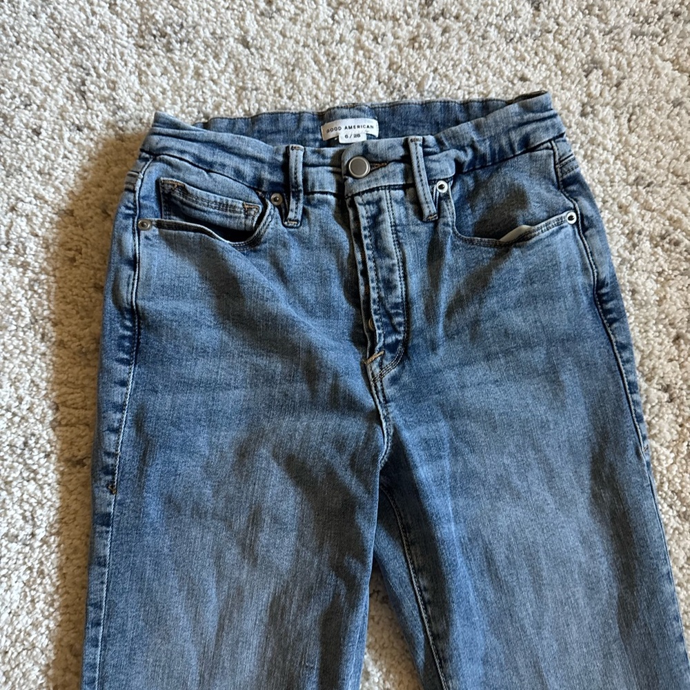Good American Good Legs Flare Jeans Sz 28 in Indigo 330 Raw Hem - Picture 6 of 10